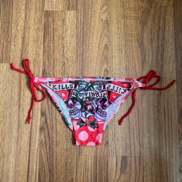 !SOLD! ED HARDY Vintage Y2K Rare Red White Skull Love Kills Slowly Bikini Set - Picture 5 of 12